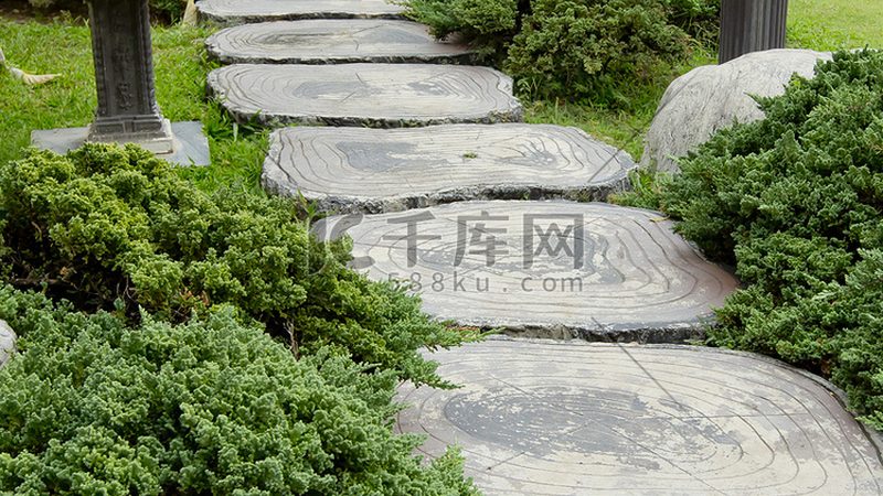 四川边坡绿化施工队，如何选择专业团队？**